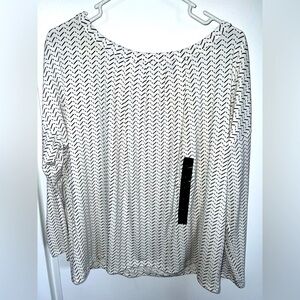NWT Banana Republic Women's Black and White Top size L